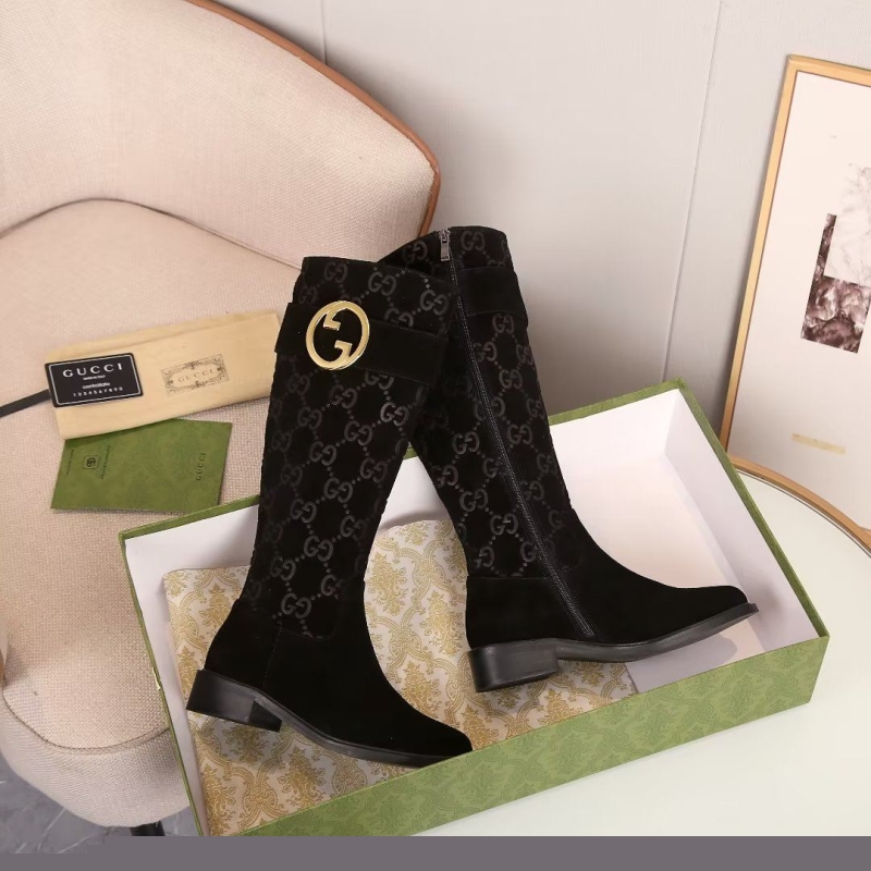 G*u*i boots